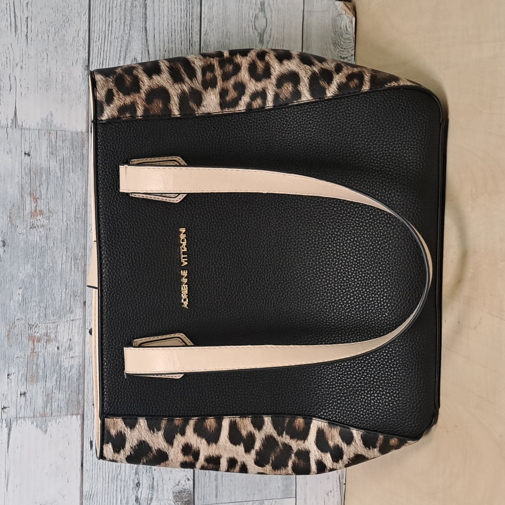 Adrienne Vittadini Lenora Leopard Tote